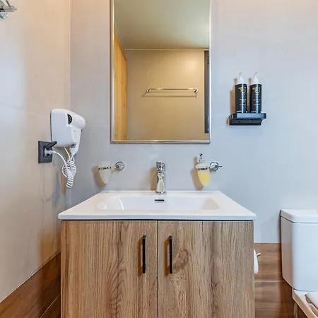 Apartment Doce Dioces , By Idealstay Experience *